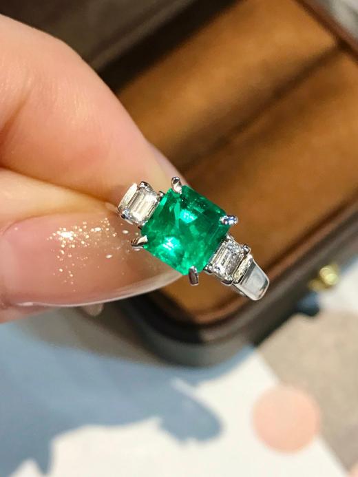 1.2ct刻面祖母绿戒指 商品图2