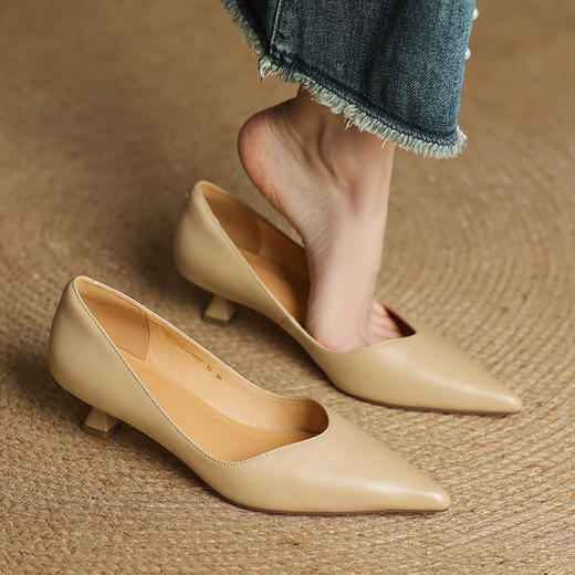 【预售5天】里外全皮尖头浅口单鞋牛皮韩版简约复古低跟通勤鞋HB&7717 商品图0