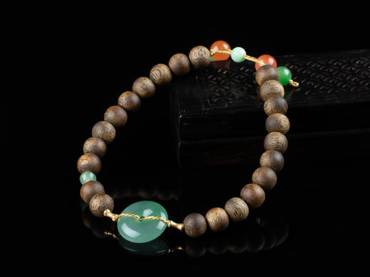 XY0165沉香+翡翠平安扣南红碧玉手串活动调节 商品图3