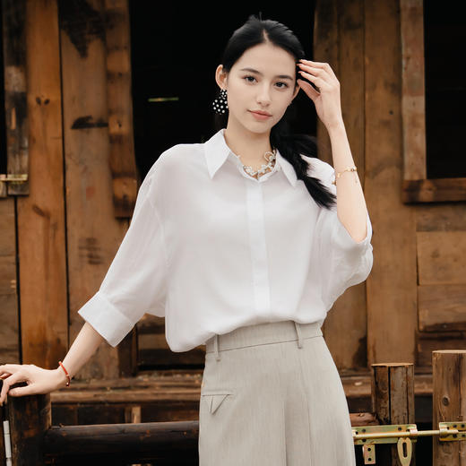 谜底大廓形衬衫七分袖女2025夏季新款通勤风简约白衬衣256MC6222 商品图0