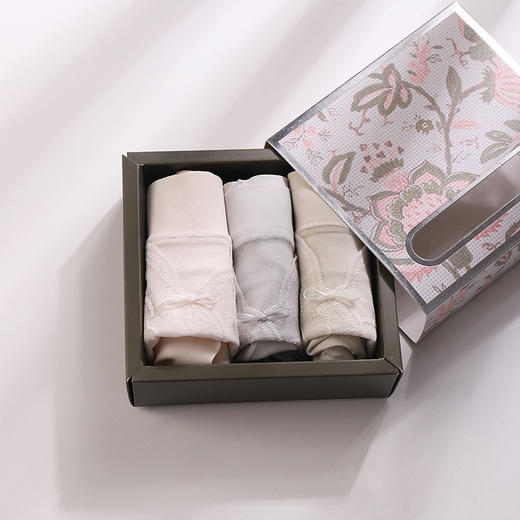 美奈川 精简蕾丝莫代尔蚕丝盒装内裤（3条装） 商品图0