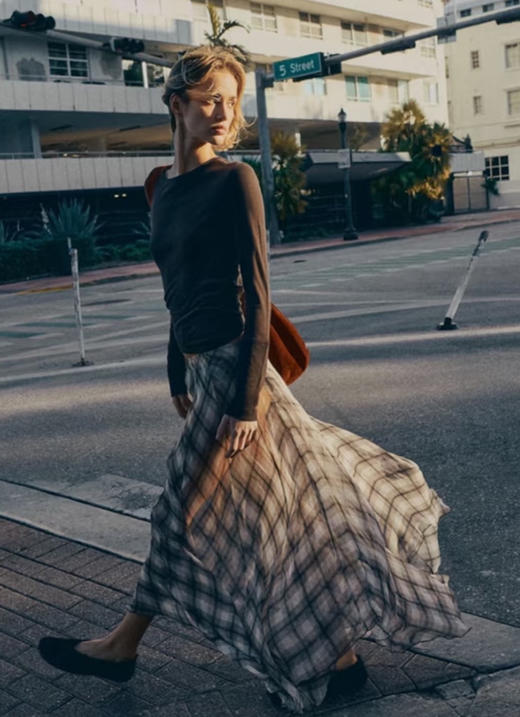 全网爆火的Massi蛇纹印花半身裙032405 商品图8