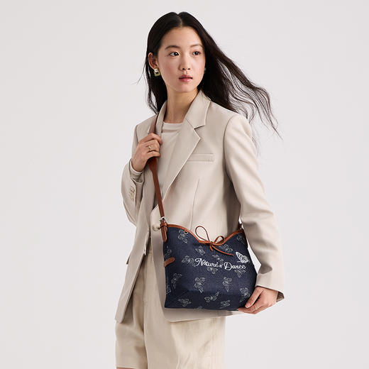大英博物馆 博物志系列 蝴蝶提花新中式复古 手提斜挎包 商品图1