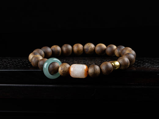 XY0164沉香+翡翠桶珠跑环手串 商品图4