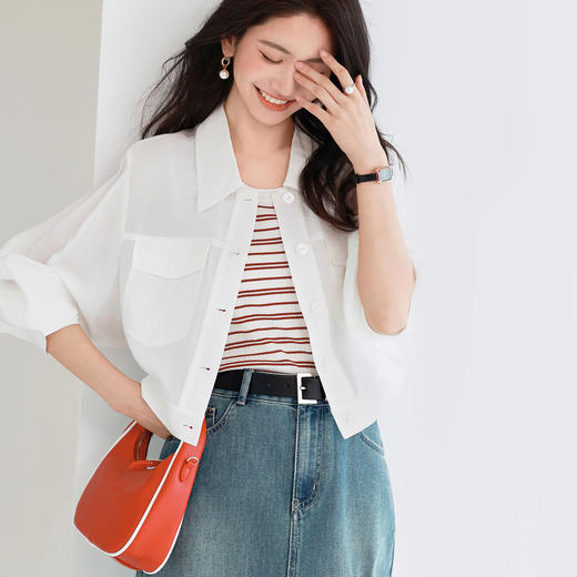 【商场同款】伊芙丽轻薄简约百搭白色衬衫短外套2024秋1F4110642 商品图0