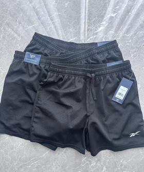 全新正品Reebok全激光网眼穿孔双层男款速干透气运动短裤五分裤

25年美版新款 官网80美金左右 现货65条
这种激光网眼穿孔+复古logo+双层弹力面料

尺码 XS-XL