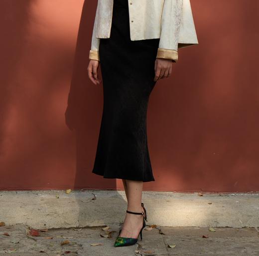 SZ1B53_漆黑色/油紫色_半裙_春秋_高腰 A 字长款百搭_高级女装_BERNIEELEN 伯妮斯茵 商品图1