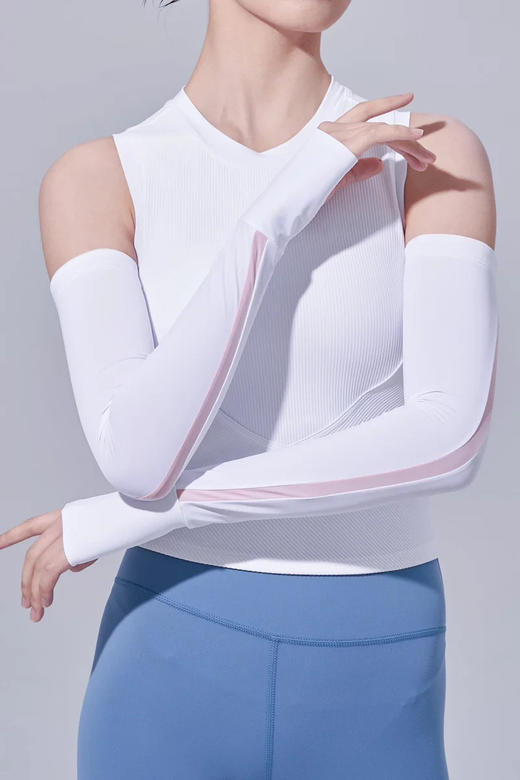 两件起拍【库存清仓】仅此一批！蕉*下同厂❗️无意轻奢清凉防晒冰袖✅UPF50+‼️有效阻隔99%紫外线 商品图3