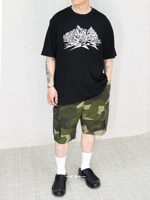 White Mountaineering | 几何山脉T恤 商品图1