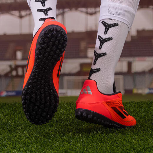 阿迪达斯 （adidas）足球鞋男鞋春季新款轻便运动鞋人造草地比赛训练TF钉鞋 IF1347 商品图6