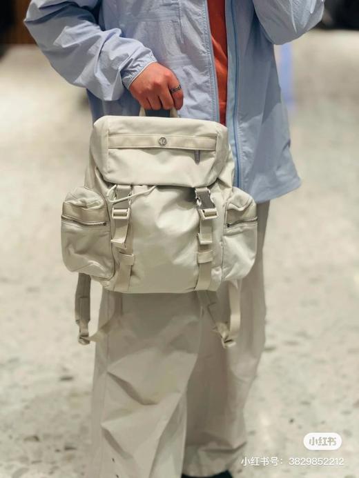 lululemon露露乐蒙Wunderlust抽绳卡扣闭合设计便捷收纳尼龙双肩包（MT） 商品图1