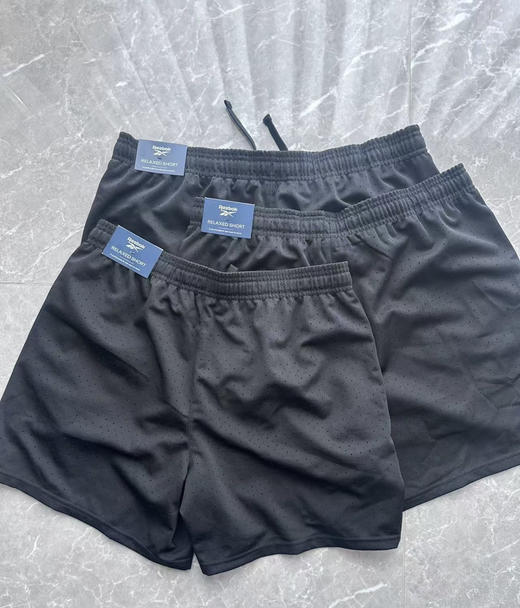 全新正品Reebok全激光网眼穿孔双层男款速干透气运动短裤五分裤

25年美版新款 官网80美金左右 现货65条
这种激光网眼穿孔+复古logo+双层弹力面料

尺码 XS-XL 商品图1