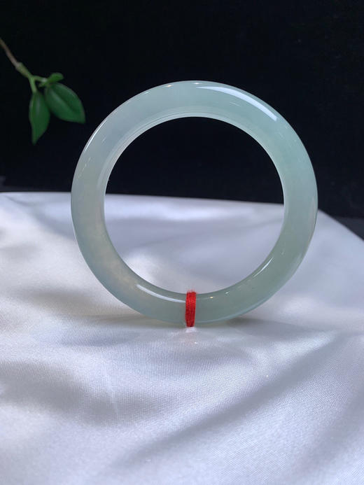 612526，54.5冰底圆条，冰冰的，有一段种水更好，起光了 商品图3