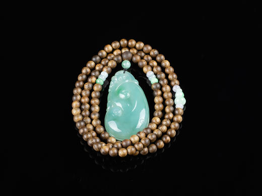 XY0168沉香+翡翠晴绿大如意挂件 商品图4