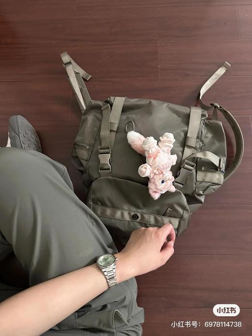 lululemon露露乐蒙Wunderlust抽绳卡扣闭合设计便捷收纳尼龙双肩包（MT） 商品图7