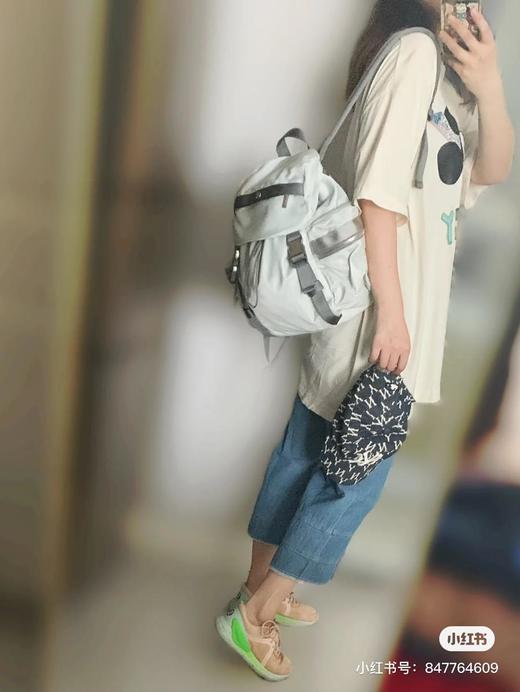 lululemon露露乐蒙Wunderlust抽绳卡扣闭合设计便捷收纳尼龙双肩包（MT） 商品图11