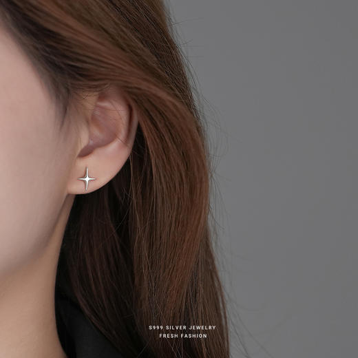 【星辰初见】s999纯银拧螺丝足银星星耳饰【YXS-E5210】 商品图3
