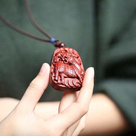 麒麟°紫檀项坠挂件 商品图0