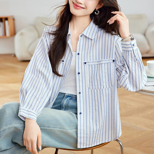 百媚生 纯棉条纹衬衫女长袖双口袋衬衣52083 商品图0