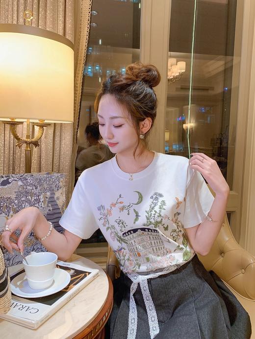 张心子【莫奈花园】夏款圆领设计感短袖T恤上衣 U2503028 商品图5