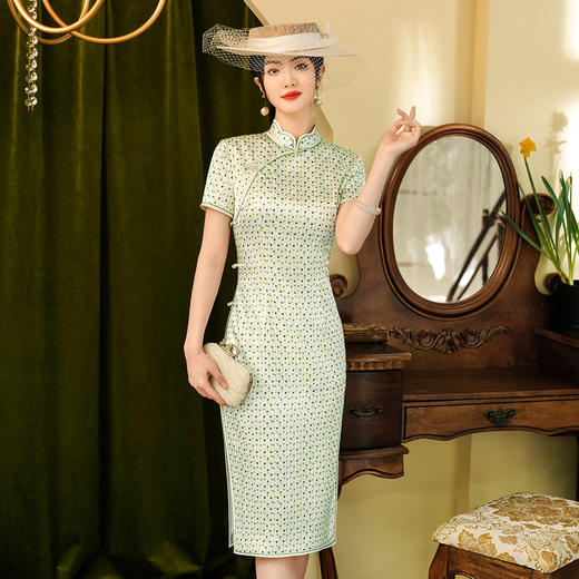 HQ-185高端真丝旗袍2025新款少女花瓣领桑蚕丝改良气质优雅中长款连衣裙 商品图0