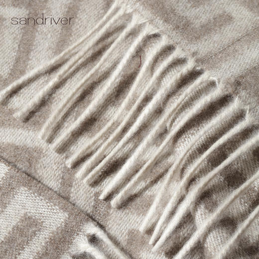 羊绒双面提花水波纹披肩SJF96P215N 商品图1