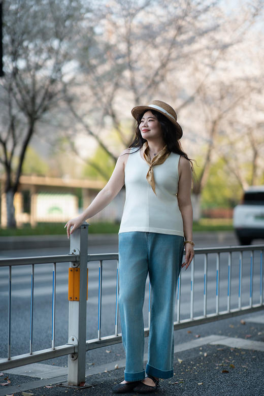 【针织背心】夏季可穿💛亲肤！【细腻针织背心】🌼肌理感针织背心，内搭就选它，一款就够啦！女2025夏季新款无袖内搭打底上衣 商品图1