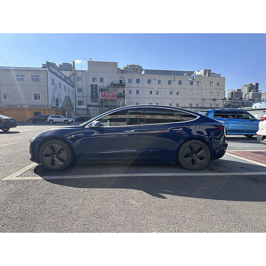 特斯拉 Model3 改款 标准续航后驱升级版【长租-北京】 商品图3