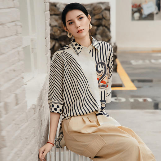 谜底花色衬衫分袖女2025夏季新款复古风大廓形宽松衬衣256MC6215 商品图1