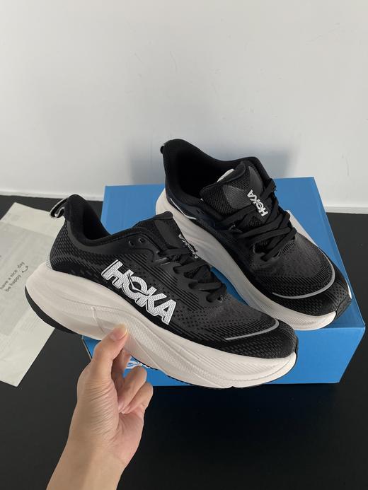 点此购买 HOKA ONE Skyflow春秋季男女款训练鞋 98 312792 商品图1