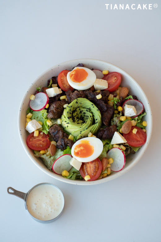 金文布里牛油果沙拉配牛排 商品图1