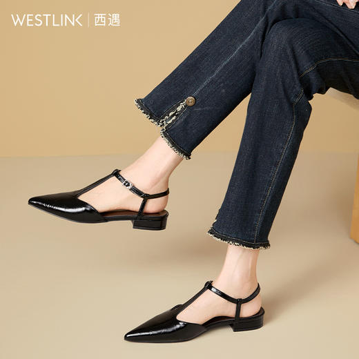 西遇法式包头凉鞋女外穿新款夏季T字高级感低跟平底尖头单鞋V0556494 商品图1