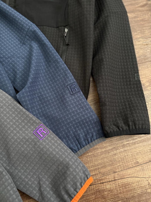 原单正品 Patagonia/巴塔哥尼亚 R2 Techface 25SS  薄款 立领外套户外中间层外套
M~3XL
黑色 藏青  灰色 商品图8