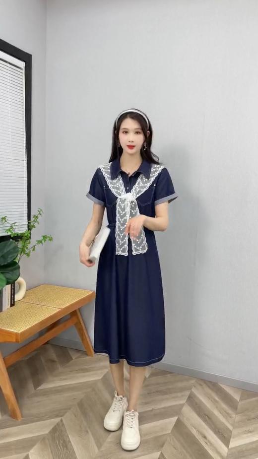 B8044       韩版休闲减龄收腰显瘦蕾丝披肩牛仔连衣裙 商品图1