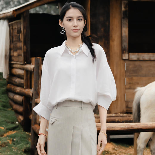 谜底大廓形衬衫七分袖女2025夏季新款通勤风简约白衬衣256MC6222 商品图1