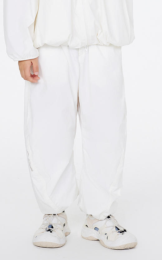 jnby  25年夏款  运动鞋  6P4M13620 商品图3