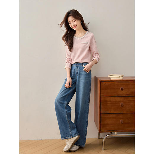 【年终特卖】熙世界2025春秋新款小香风圆领针织T恤女长袖休闲肌理感正肩上衣 商品图4