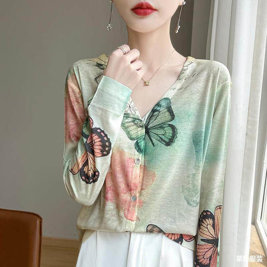 丁摩 春秋新款天丝水溶羊毛V领针织防晒开衫女晕染印花薄款长袖上衣5ZF-186 商品图8