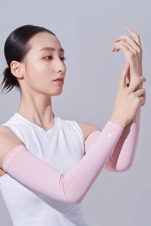 两件起拍【库存清仓】仅此一批！蕉*下同厂❗️无意轻奢清凉防晒冰袖✅UPF50+‼️有效阻隔99%紫外线 商品图11