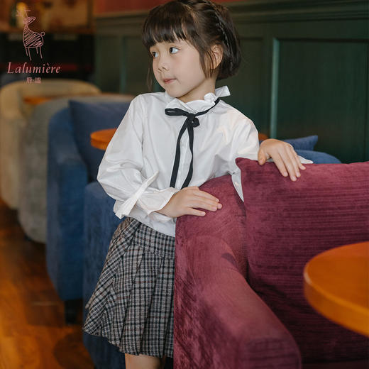 鹿谧 花苞领纯棉白衬衫 商品图6