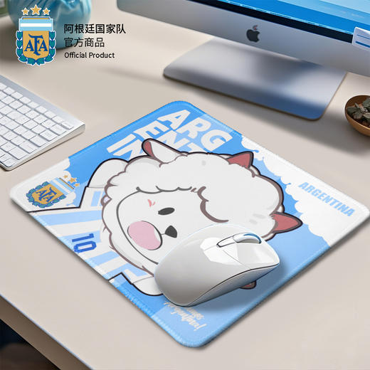 【官方正版】阿根廷国家队 | 小羊咩西蓝白条纹可爱橡胶电脑笔记本鼠标垫 商品图3