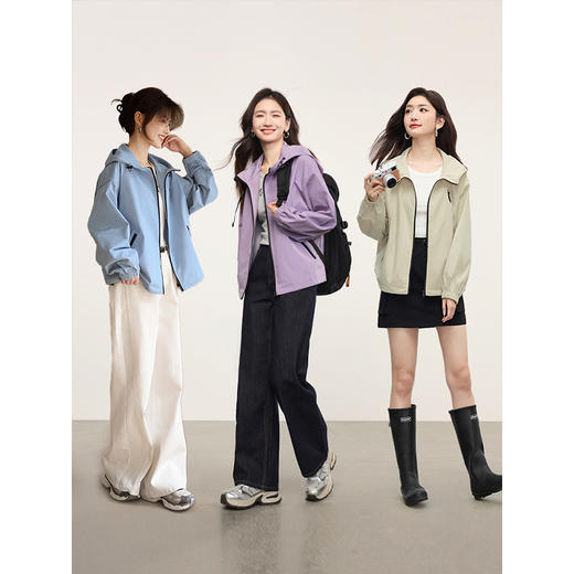 【年货节】熙世界户外机能风外套女短款2025早春新款宽松连帽开衫上衣冲锋衣 商品图3