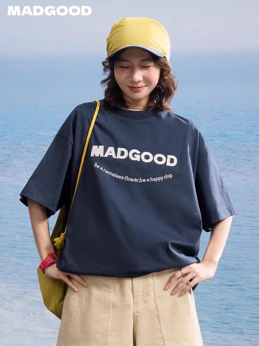 马得工地/MDGDDX252099/笑脸字母毛毡贴布绣短袖 商品图0