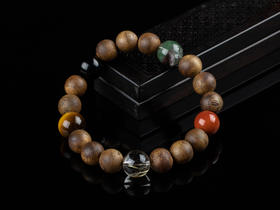 XY0163沉香+五行宝珠手串