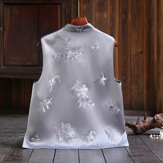 FLZD-6229春季新款新中式重工刺绣复古国风马甲显高显瘦刺绣坎肩外搭女 商品图3