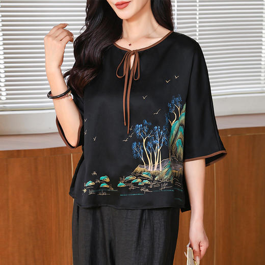 丁摩缎面香云纱小衫中老年女装时尚绣花洋气质复古妈妈新中式真丝上衣AL221823 商品图0