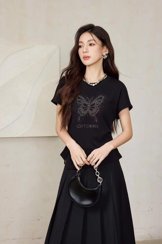 珞炫/LOFTSHINE蝴蝶黑色T恤 商品图0