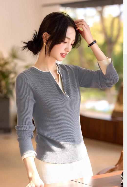 LP同款小剪刀领口精美纽扣小坑条显瘦超细羊毛衫 商品图5