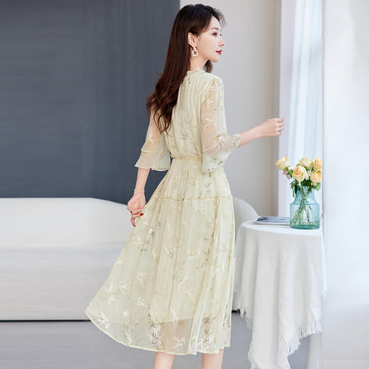 QS-82599502洛水云裳丝绸品牌桑蚕丝国风刺绣高端V领真丝连衣裙春夏9502 商品图3