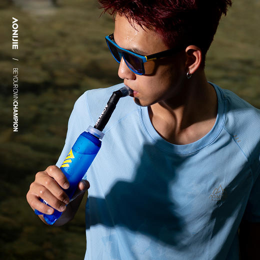 奥尼捷新款软水壶运动水壶硅胶可折叠越野马拉松补给水壶骑行水囊250ml/500ml 商品图2